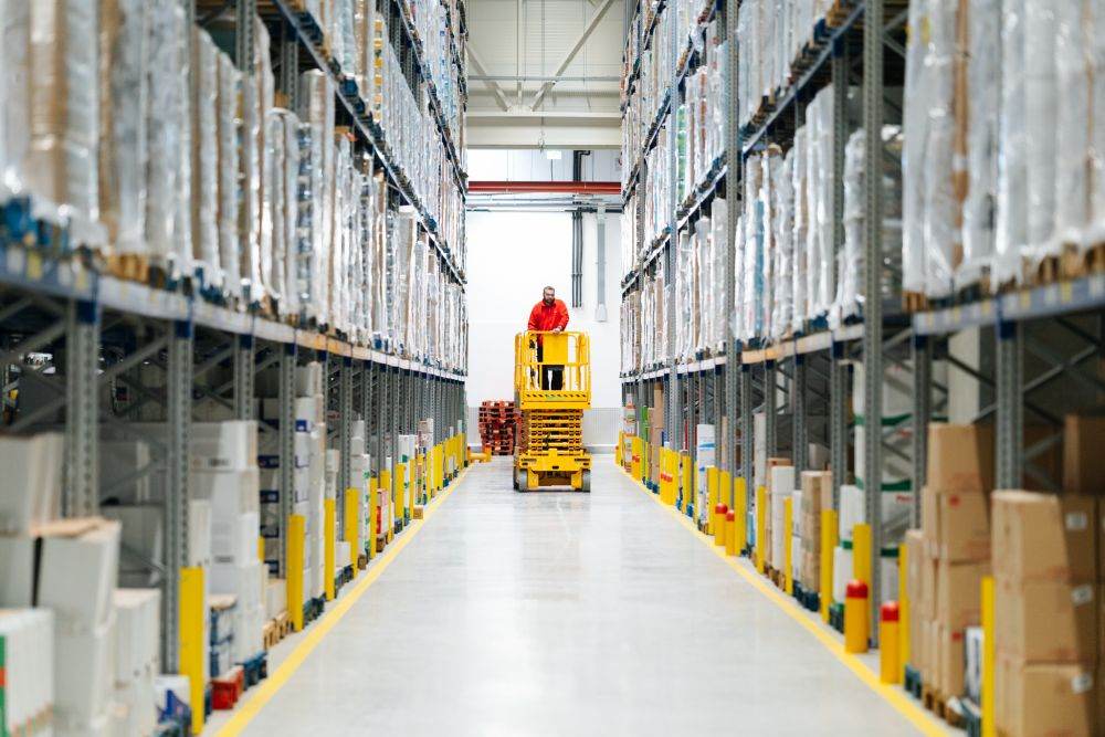 PENNY inaugurează noul depozit logistic de la Mihăileşti, o investiţie de 35 milioane de euro